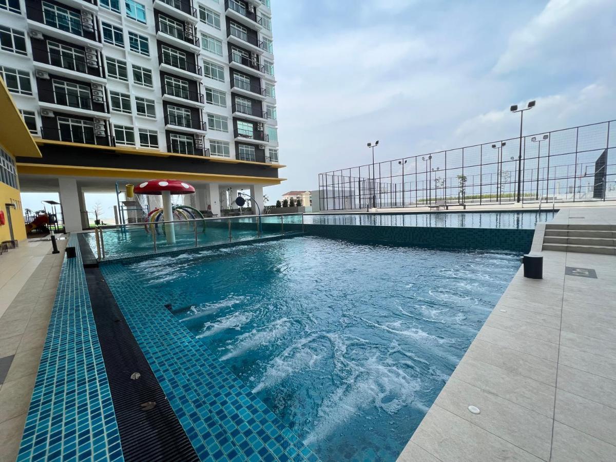 New!! Loving Night Novo 2Br 4-9Pax I Jonker I Netflix I Family Διαμέρισμα Malacca Εξωτερικό φωτογραφία